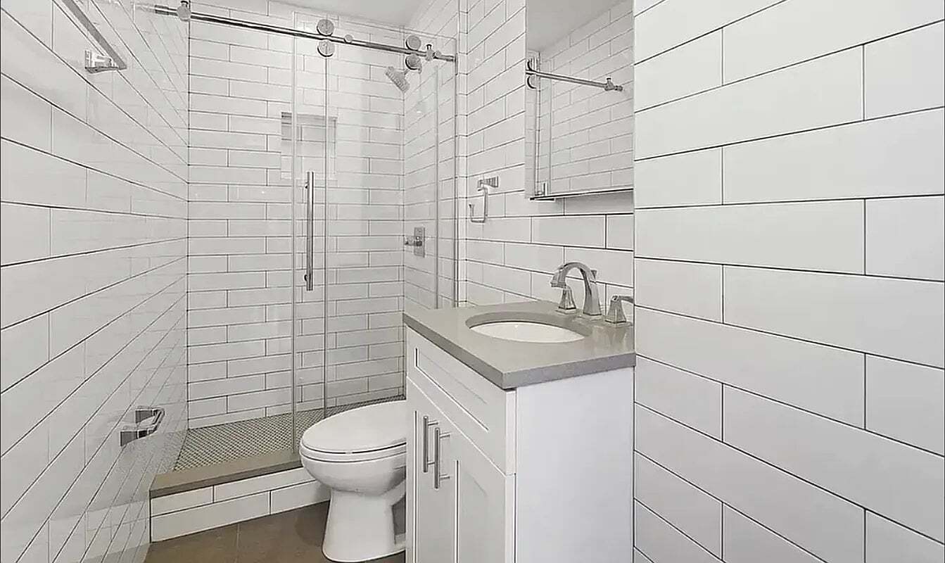 Building Photo - 130 1st Ave