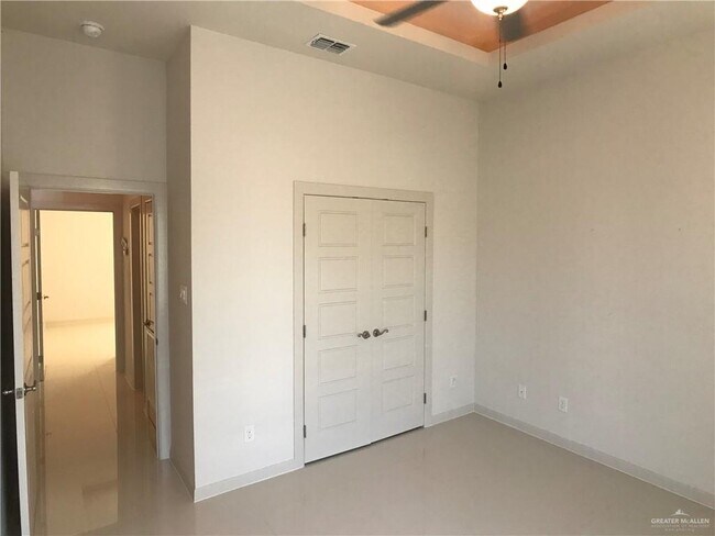 Building Photo - 27 N 51st St