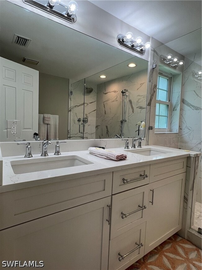 Building Photo - 5897 Chanteclair Dr