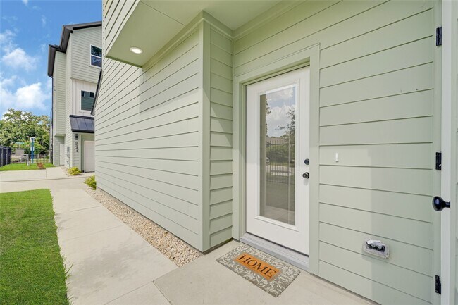 Building Photo - 6532 Goldspier St
