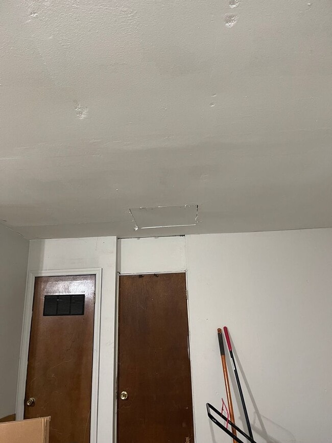 Building Photo - 2913 Stivers Blvd