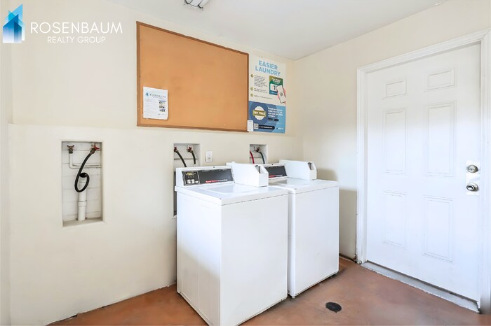 Building Photo - 770 N Dodge Blvd