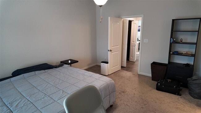 Building Photo - 5659 Sabbia Dr