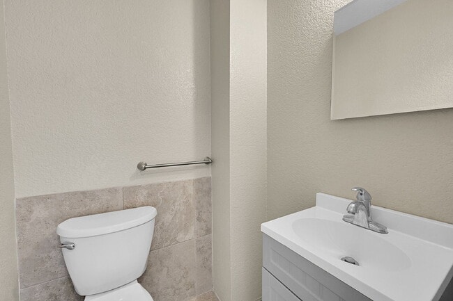 Building Photo - $1,595, 2-bed, 1.5 bath, located in Colorado Springs.