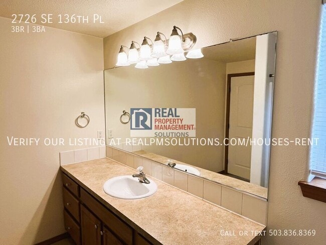Building Photo - 2726 SE 136th Pl