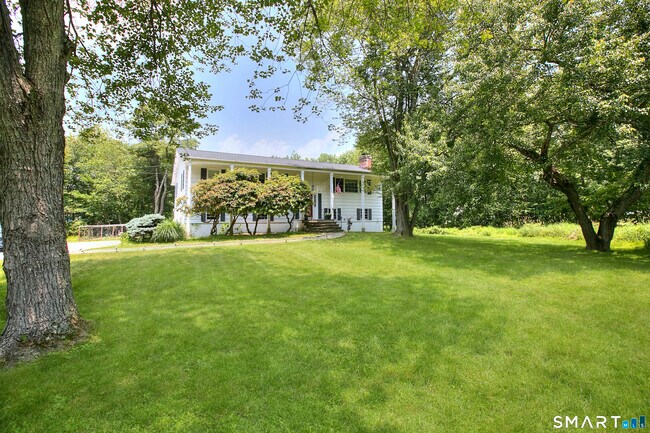 Building Photo - 287 Greens Farms Rd