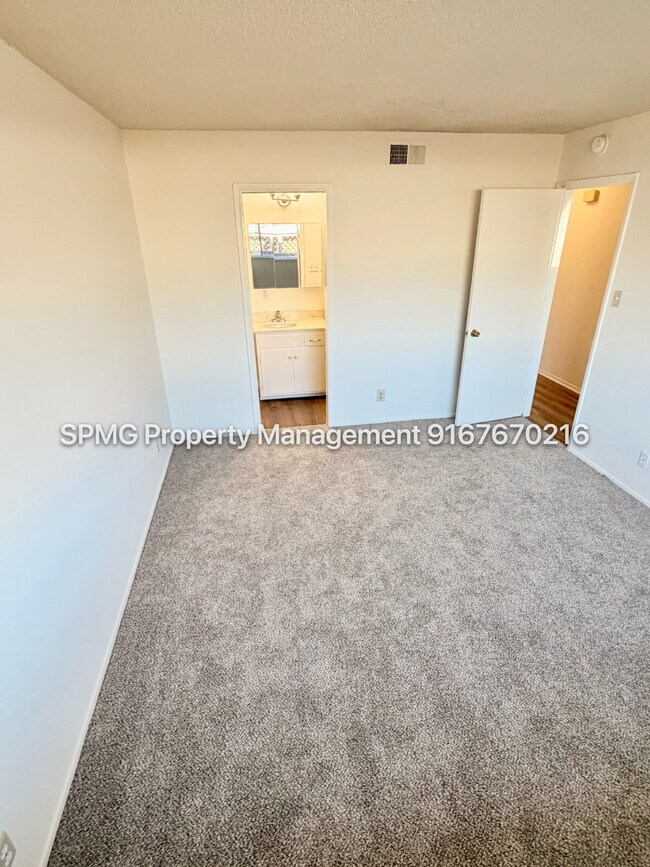 Building Photo - 3 Bedroom Sacramento Rental with Large Yard