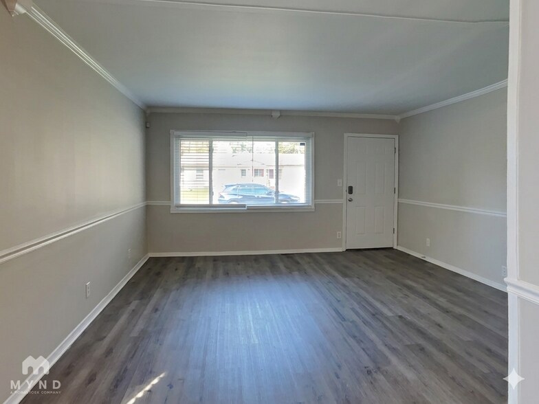 Building Photo - 4035 Breton St