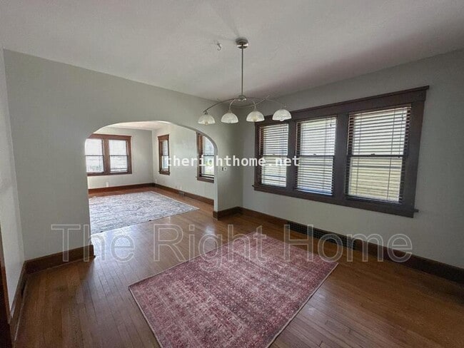 Building Photo - 3330 N 59th St