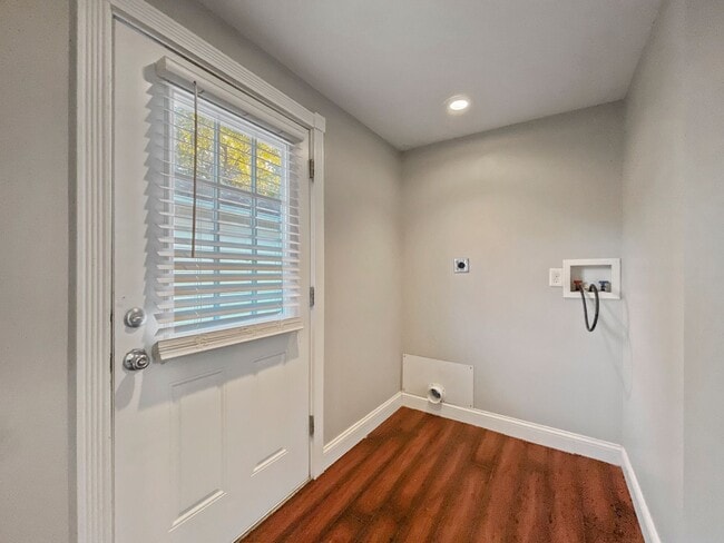 Building Photo - Stunning 4-Bed, 2.5-Bath Corner Lot Home with Modern Upgrades & Detached Garage – Move-In Ready!