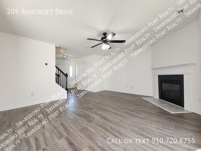 Building Photo - 205 Ashcroft Dr