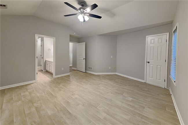 Building Photo - 422 Arrowhead Trail