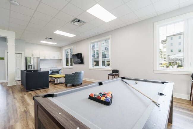 Building Photo - 9000 Heron Walk Dr