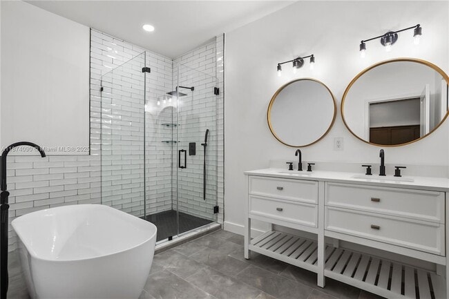 Building Photo - 4859 NW 55th Pl