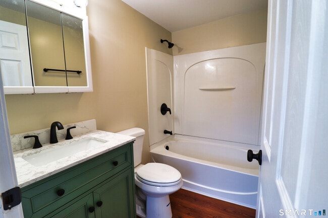 Building Photo - 65 North Ave