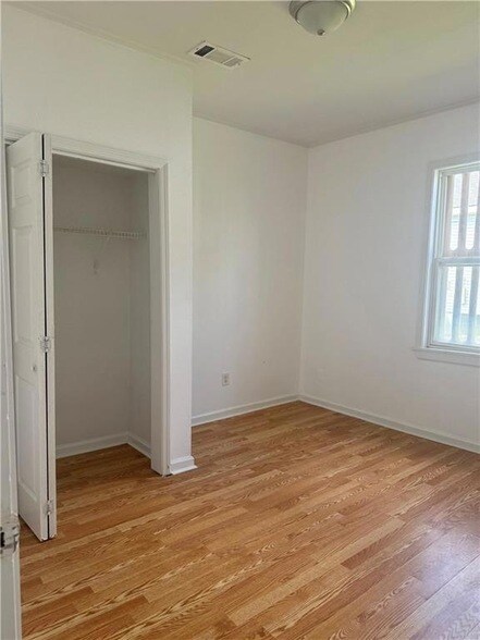 Building Photo - 3221 N Miro St