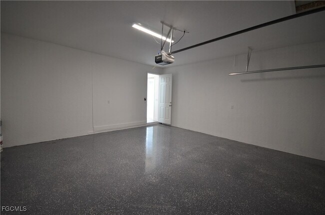 Building Photo - 8581 Agate St