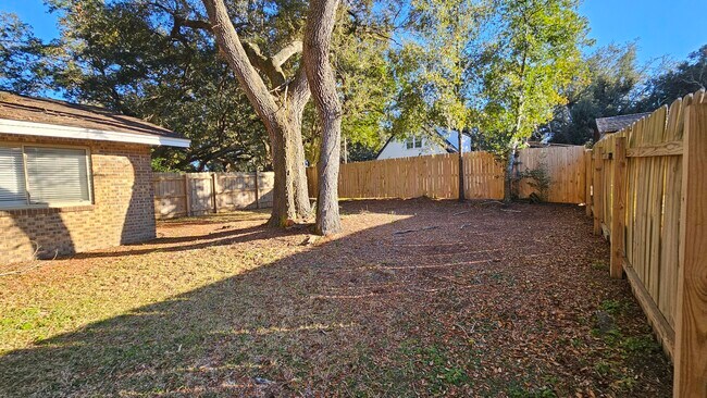 Building Photo - 2816 Whisper Pine Dr