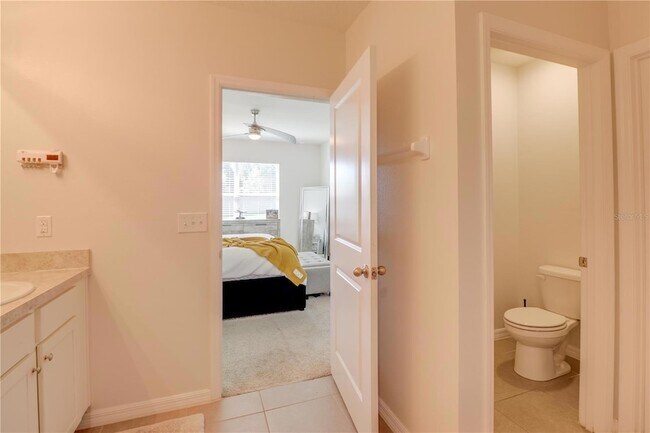 Building Photo - 4940 SW 97th Pl