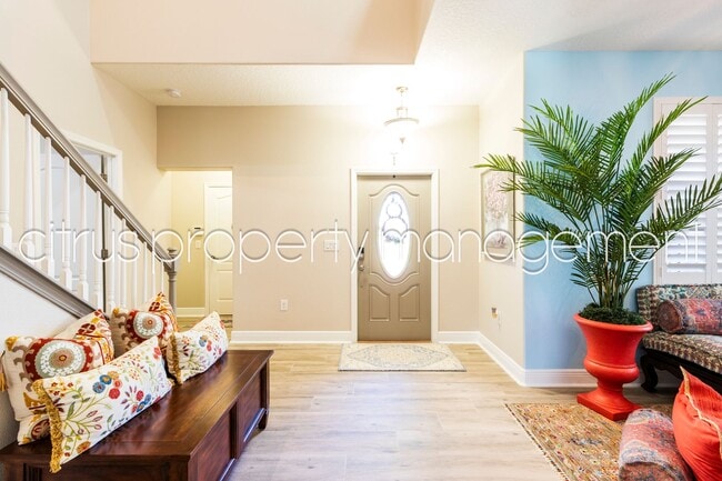 Building Photo - Charming and Immaculate, Updated 5/3 in Winter Garden's Alexander Ridge