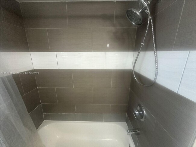 Building Photo - 2449 SW 7th St