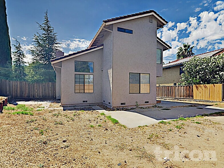 Building Photo - 2819 Filbert St