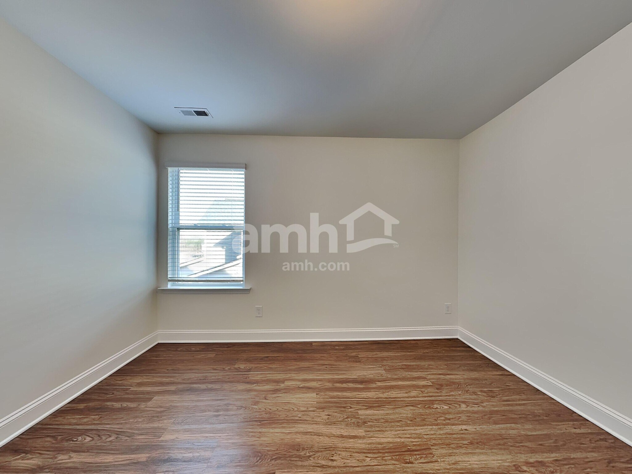 Building Photo - 1204 Bethany Dallas Dr