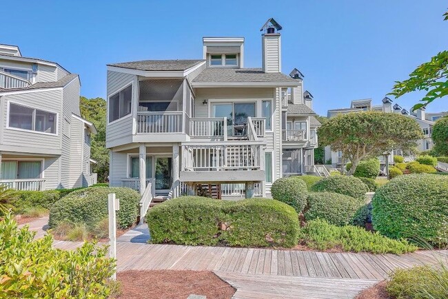 Building Photo - 1115 Duneside Rd