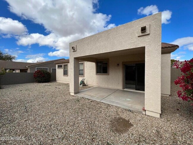 Building Photo - 6647 E Red Hawk St