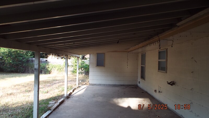 Building Photo - 6315 Wigwam Dr