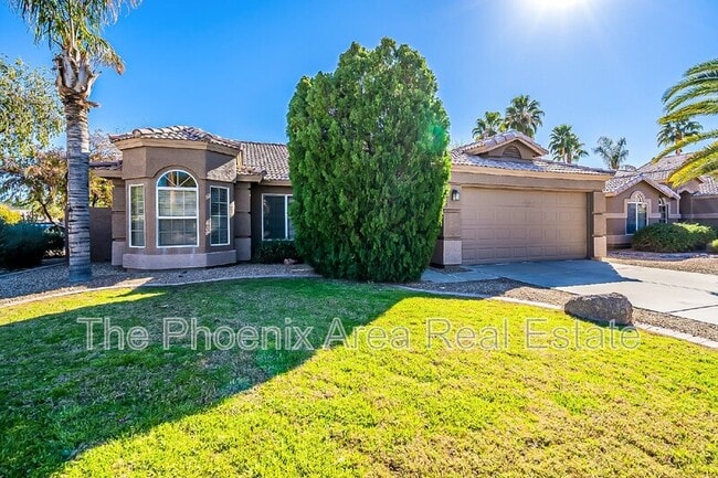 Building Photo - 251 W Windsor Dr