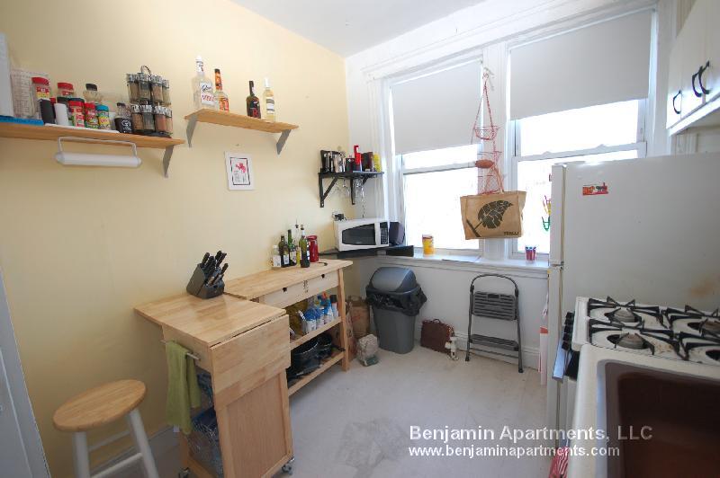 Building Photo - 1687 Commonwealth Ave