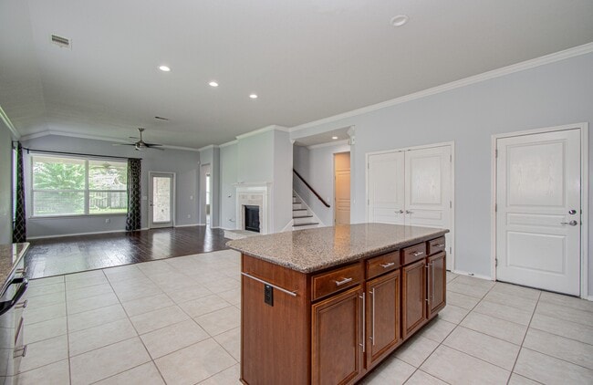 Building Photo - 7142 Breton Bay Pass
