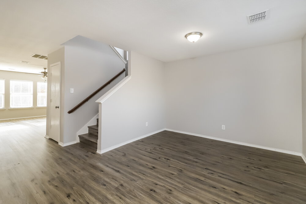 Building Photo - 4649 Sea Ridge Dr