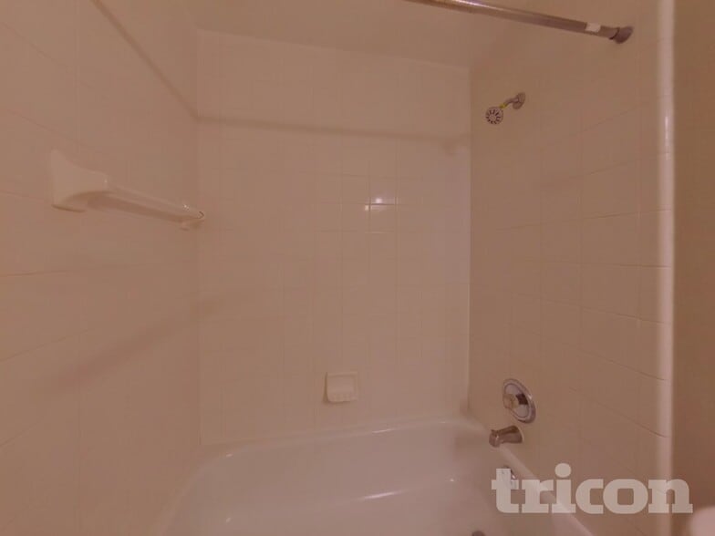 Building Photo - 15115 Margaux Dr