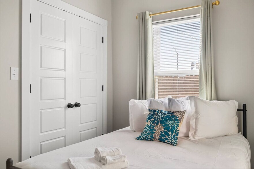 Building Photo - 518 Prospect St