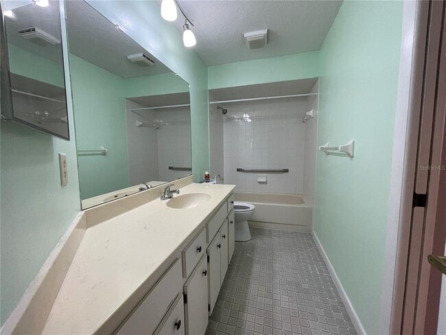 Building Photo - 3325 S Belgrave Dr