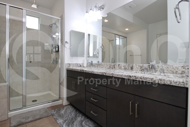 Building Photo - 8523 W Palo Verde Dr