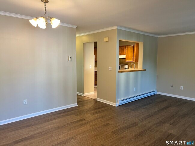 Building Photo - 179 Willow Springs