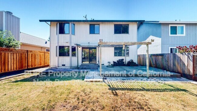 Building Photo - 7474 Mercedes Way