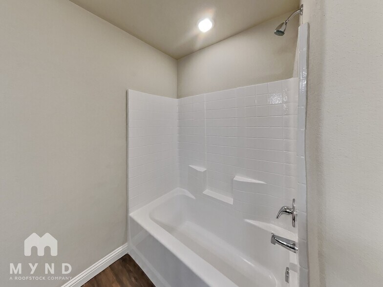 Building Photo - 763 Rolling Terrace Cir