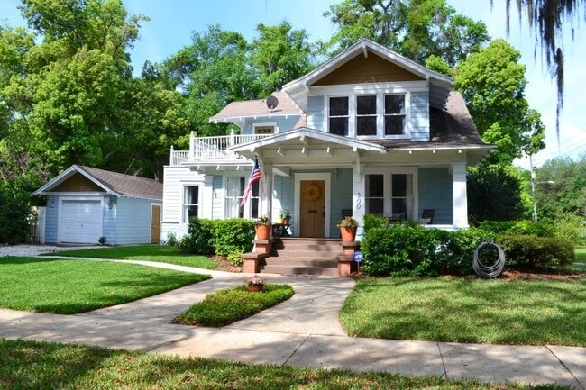 Primary Photo - Absolutely Gorgeous 3 BR home in Thornton ...
