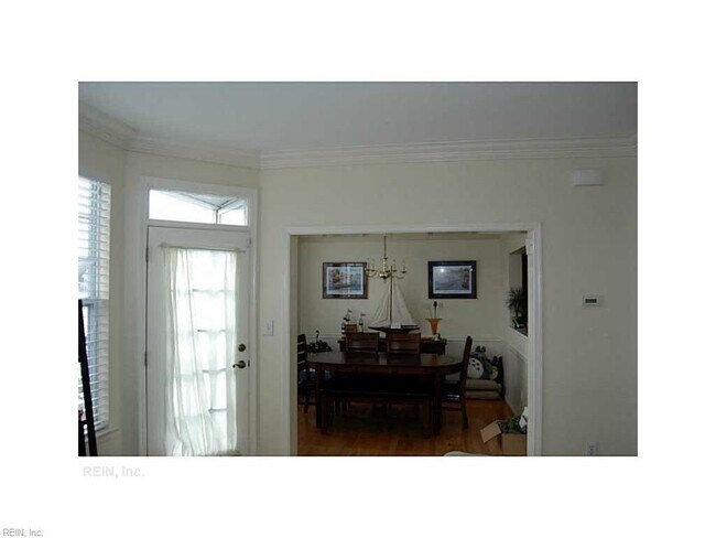 Building Photo - LAKE FRONT CONDO