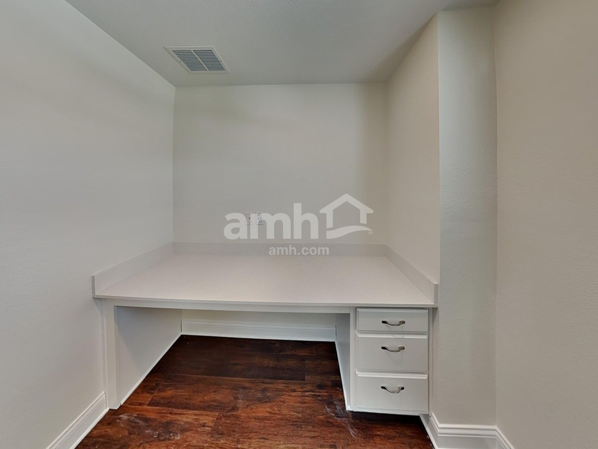 Building Photo - 984 Summer Stone Lp