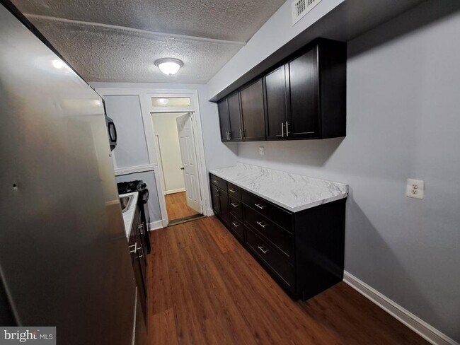 Building Photo - 3516 Ely Pl SE