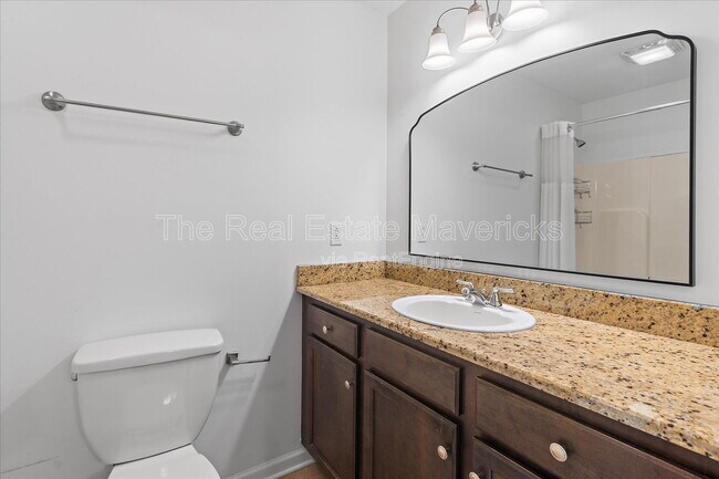 Building Photo - 1147 Coker Cir