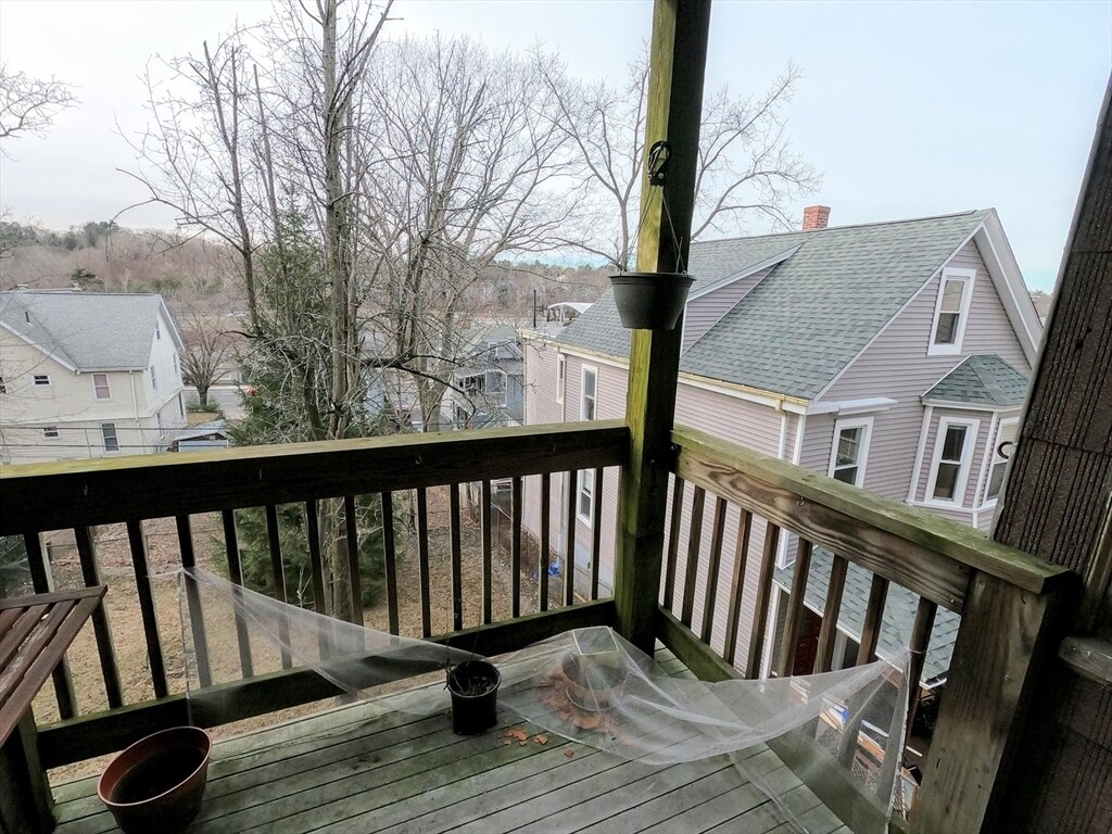 Building Photo - 90 Wenham St
