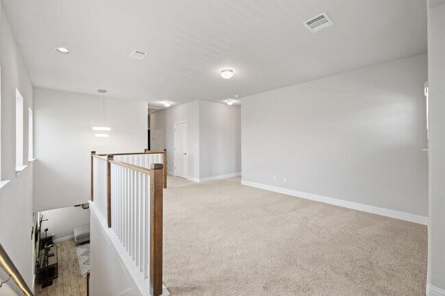Building Photo - 129 Stone Cyn Dr
