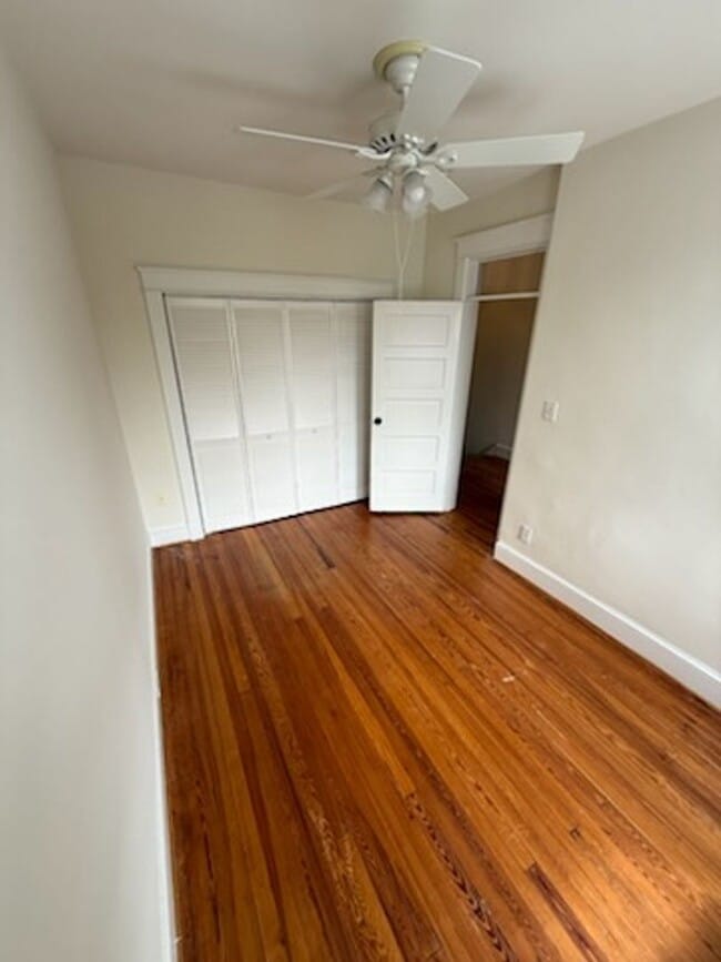Building Photo - Georgetown Row Home For Rent!