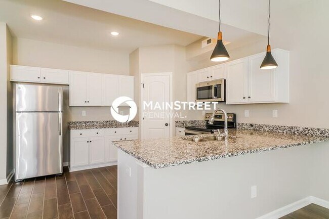 Building Photo - 3 Bedroom Pet-Friendly Home in Jeffersonvi...